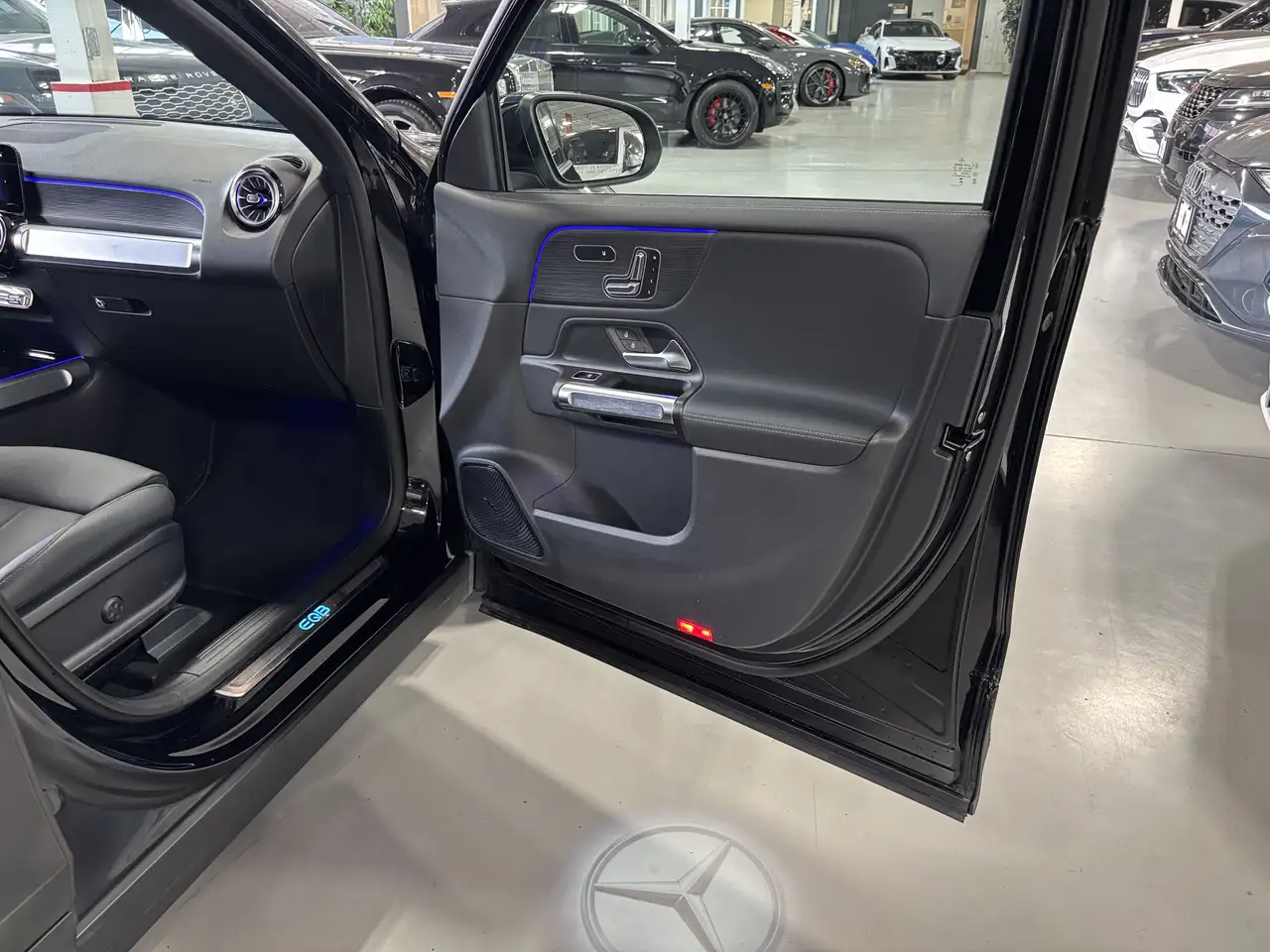 Mercedes-Benz EQB - Image 12