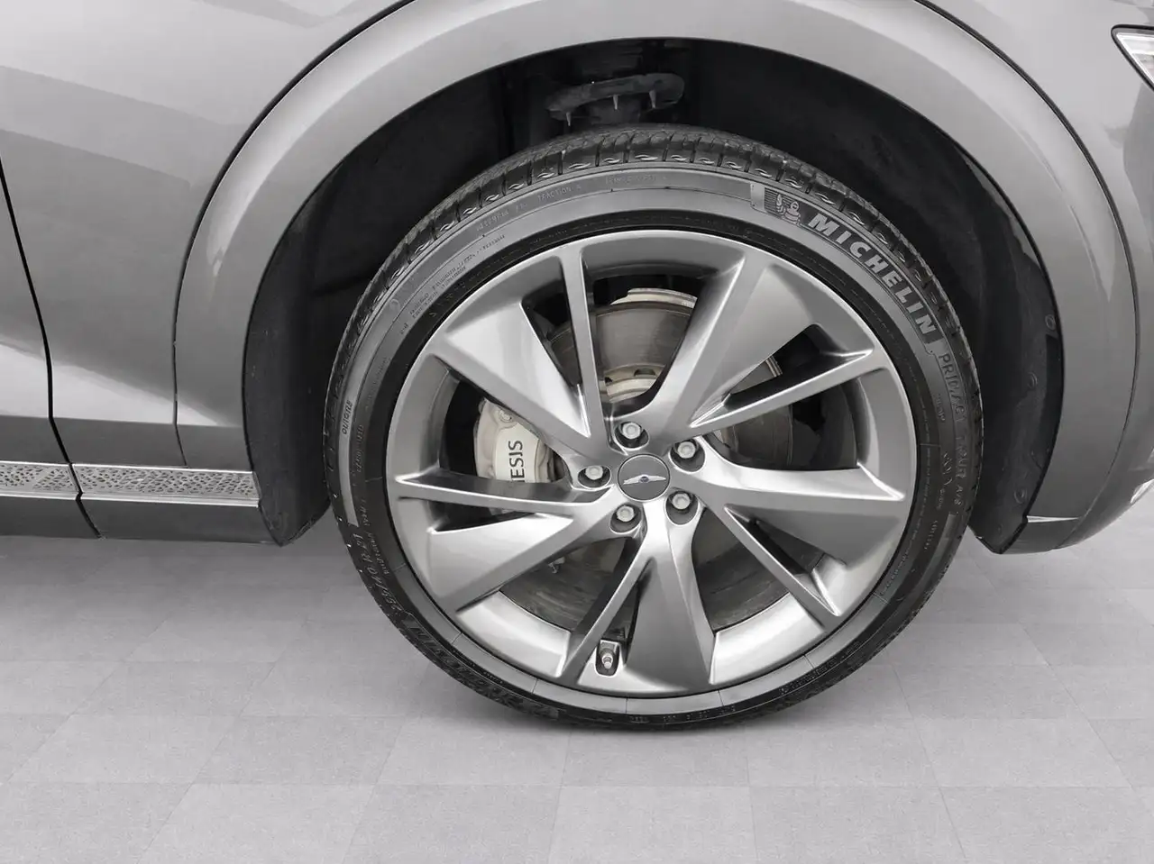 Genesis GV70 - Image 5