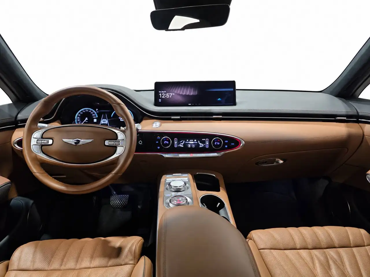 Genesis GV70 - Image 32