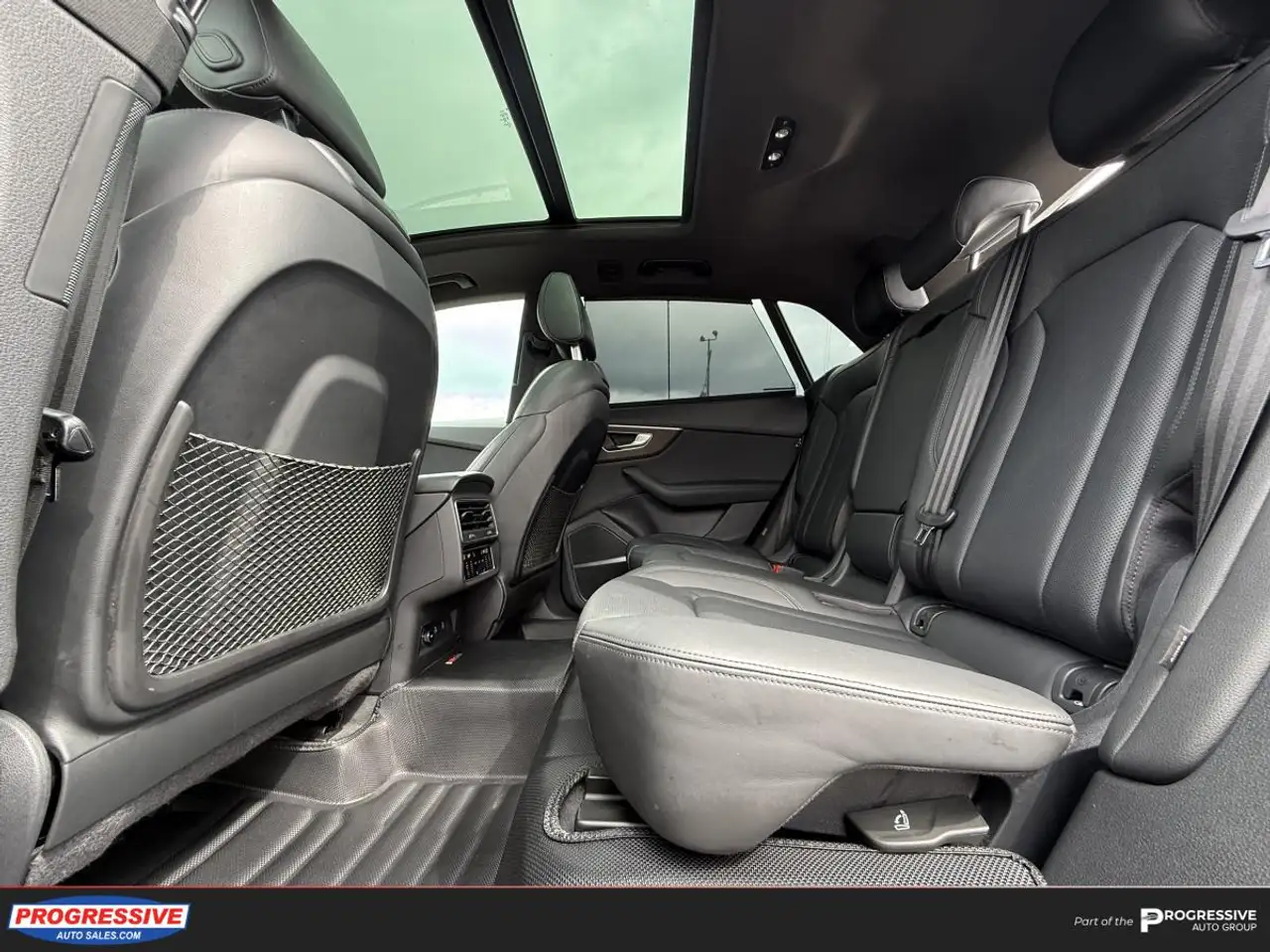 Audi Q8 - Image 12
