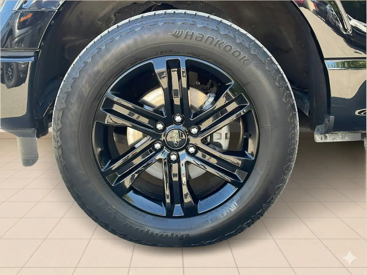 Ford F-150 - Image 9