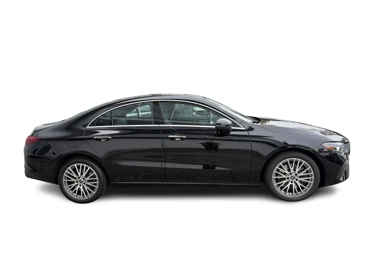 Mercedes-Benz CLA - Image 16