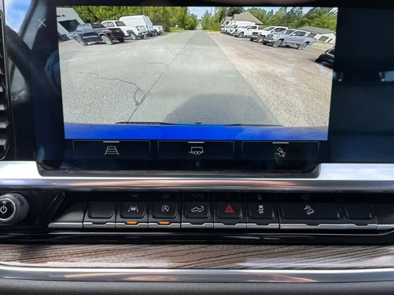 Chevrolet Silverado 1500 - Image 14