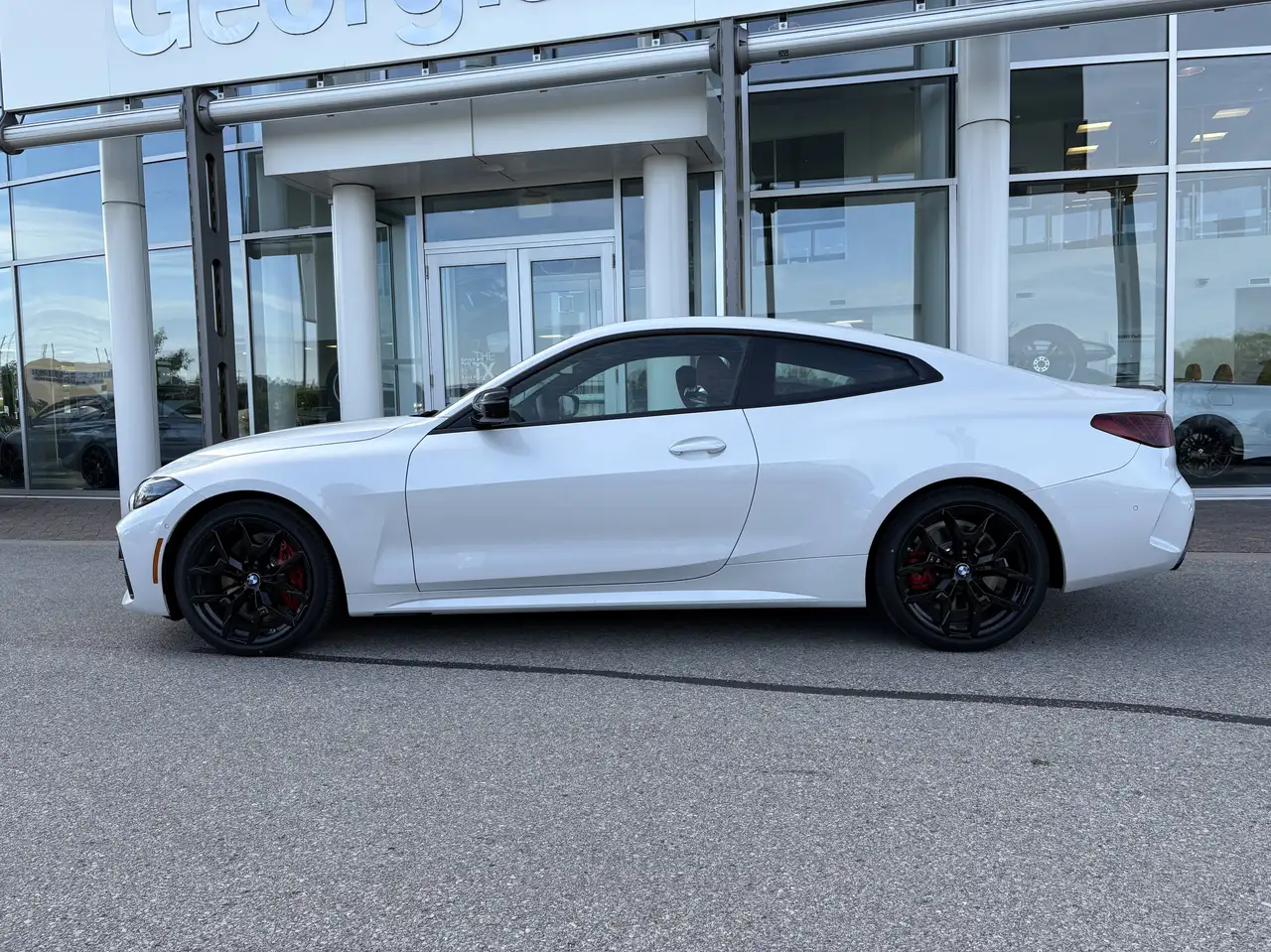 BMW 4 Series - Image 4