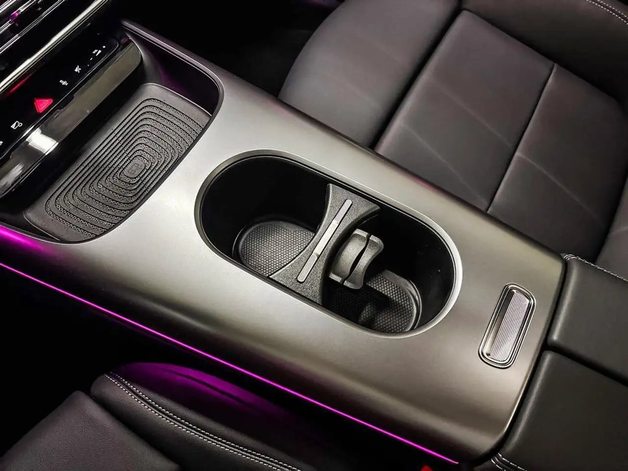 Mercedes-Benz CLA - Image 17