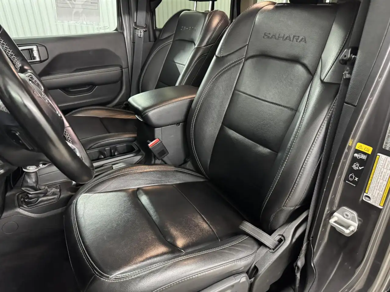 Jeep Wrangler - Image 8