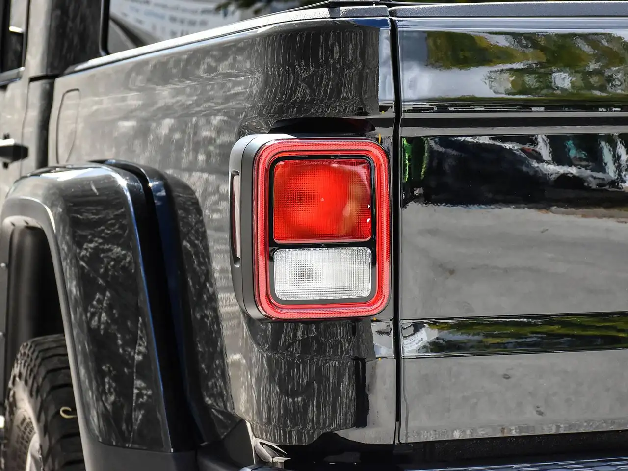 Jeep Gladiator - Image 10