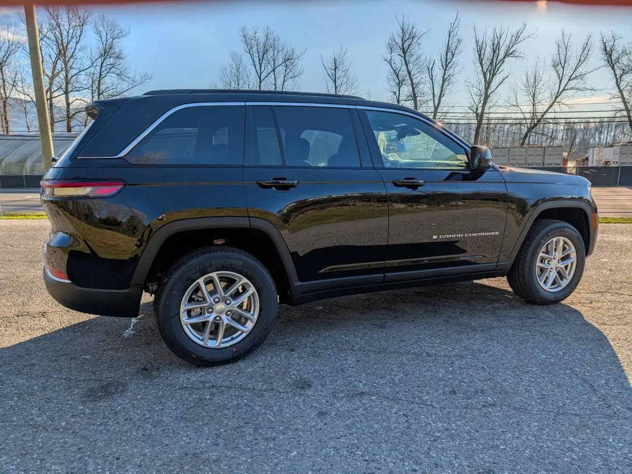 Jeep Grand Cherokee - Image 3