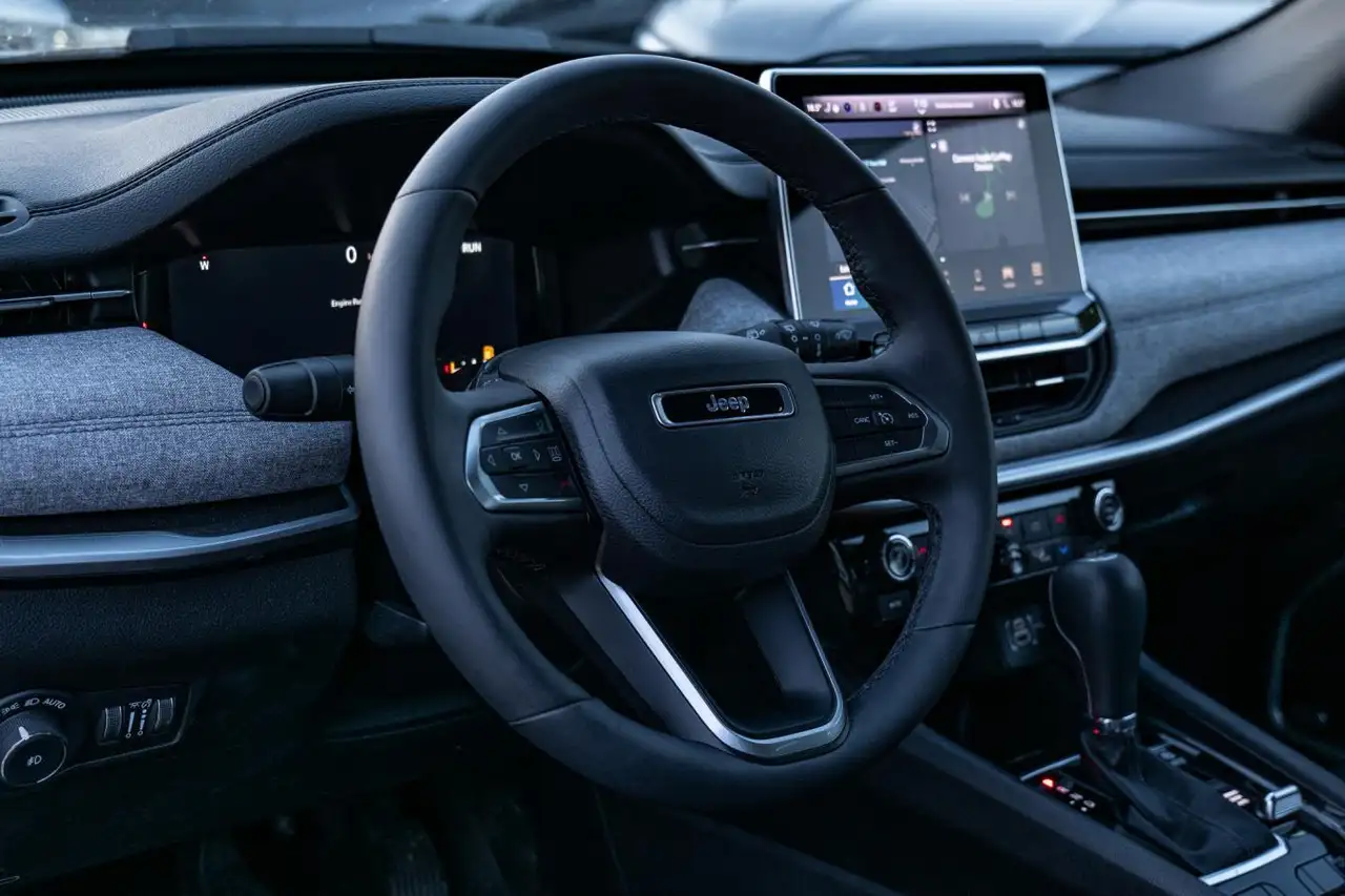 Jeep Compass - Image 13