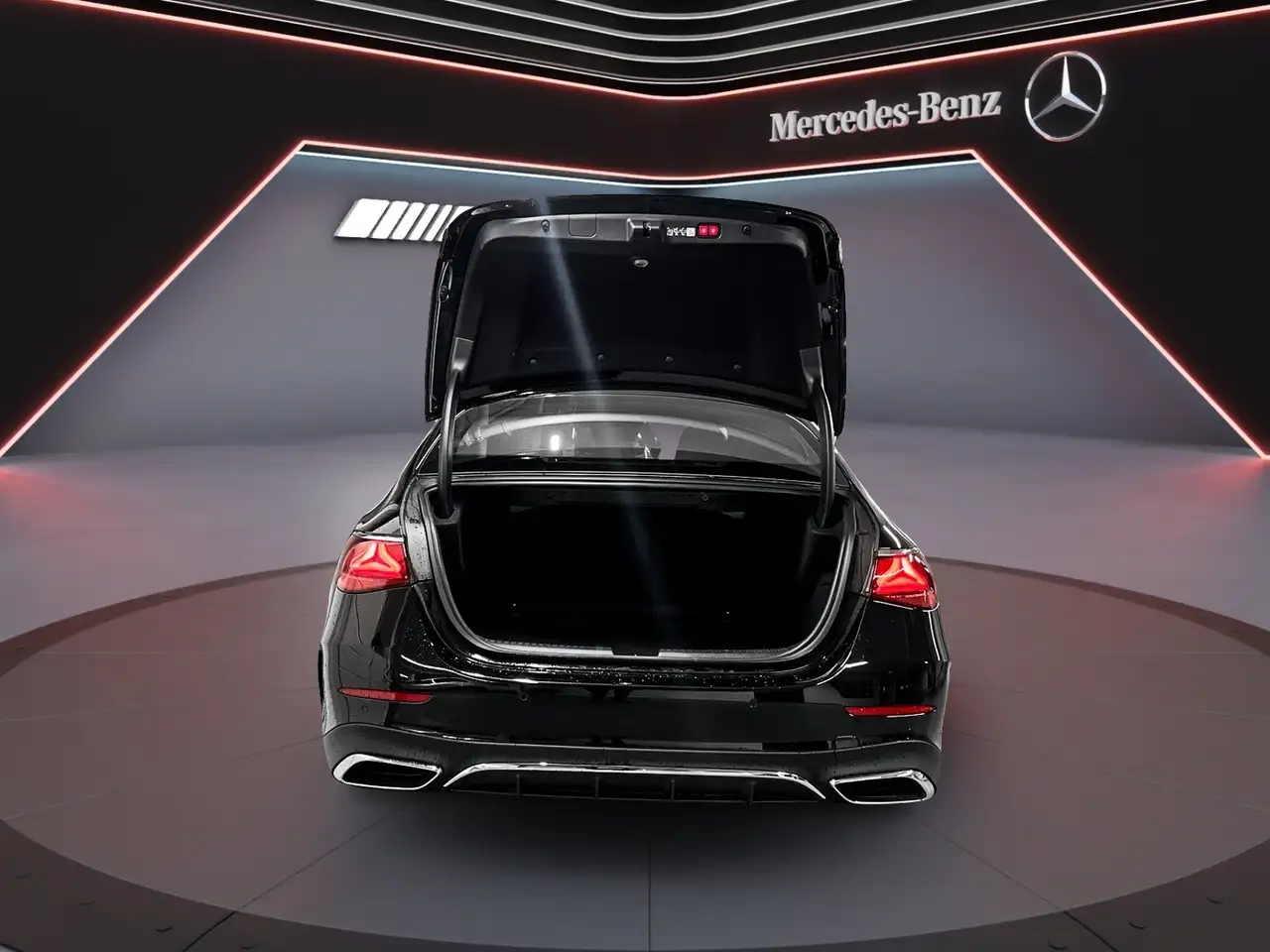 Mercedes-Benz E-Class - Image 8