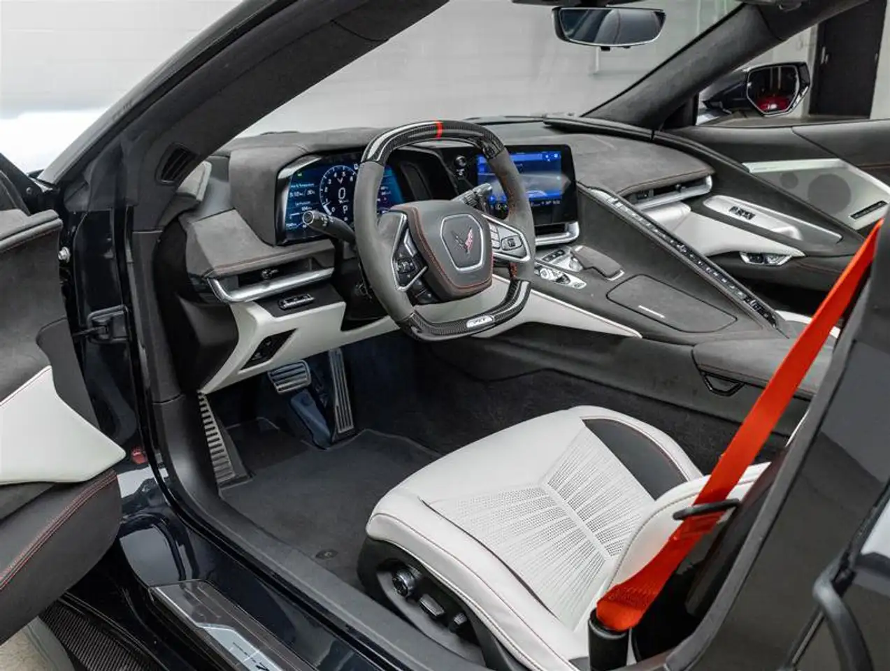 Chevrolet Corvette - Image 40