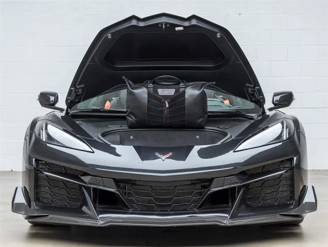 Chevrolet Corvette - Image 7