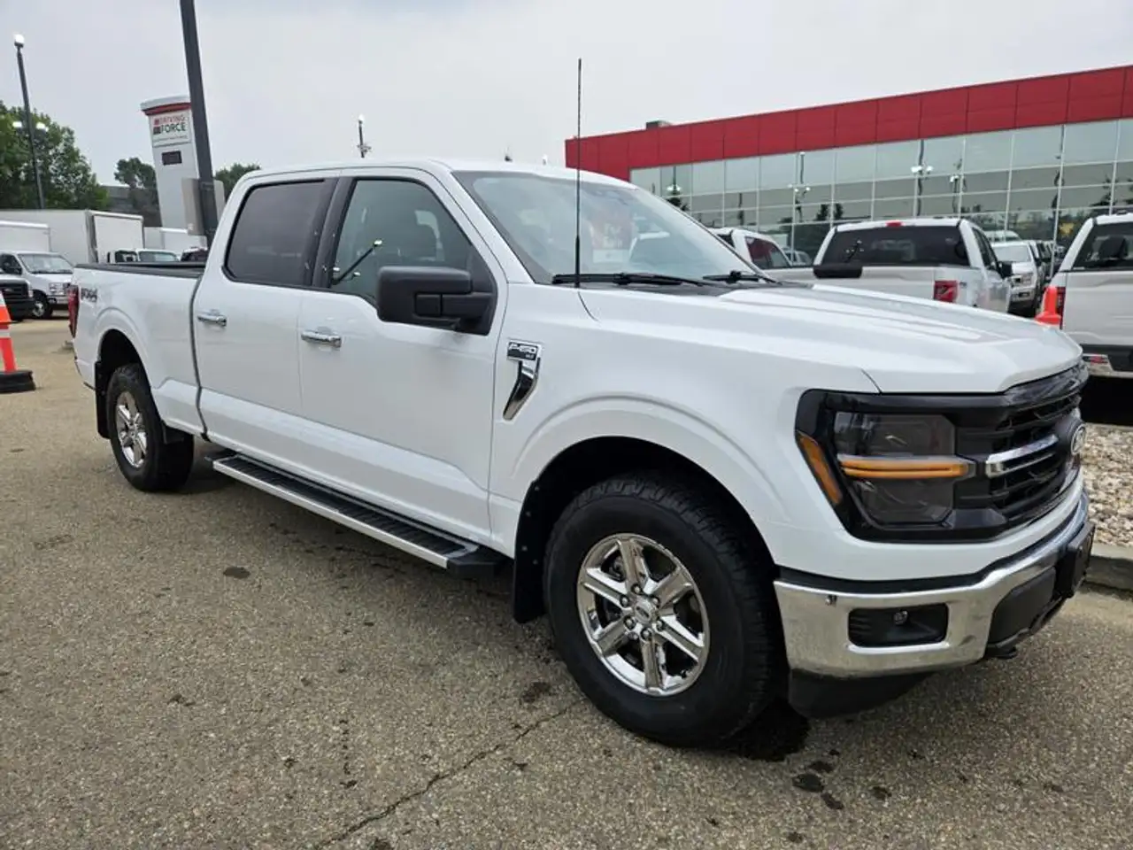 Ford F-150 - Image 8