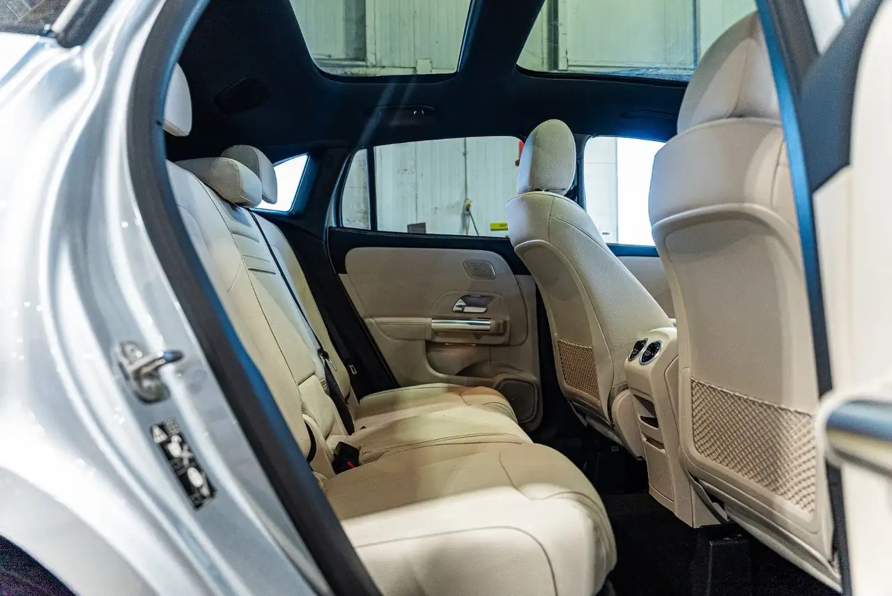 Mercedes-Benz GLA - Image 21