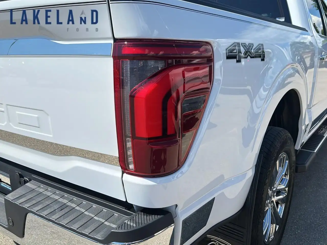 Ford F-150 - Image 8