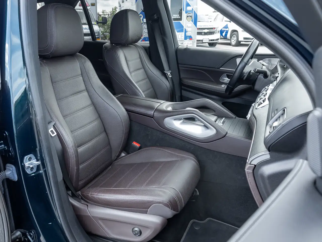 Mercedes-Benz GLE - Image 24