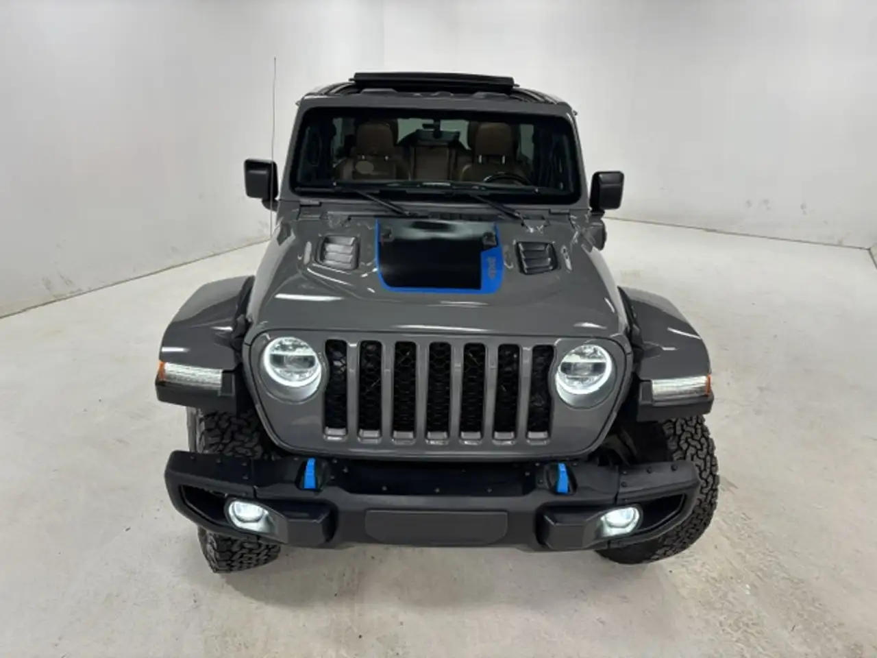Jeep Wrangler - Image 3
