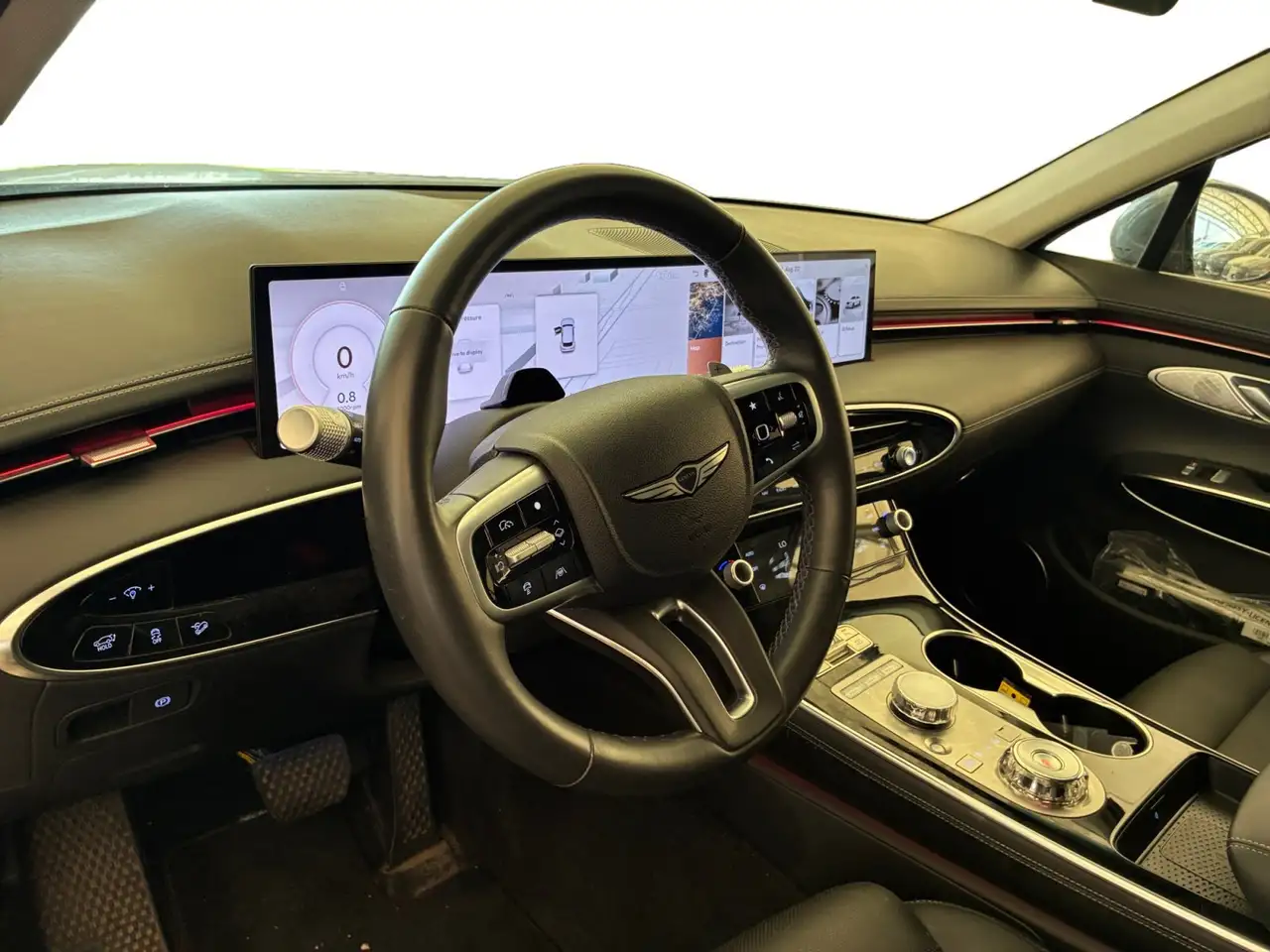 Genesis GV70 - Image 11