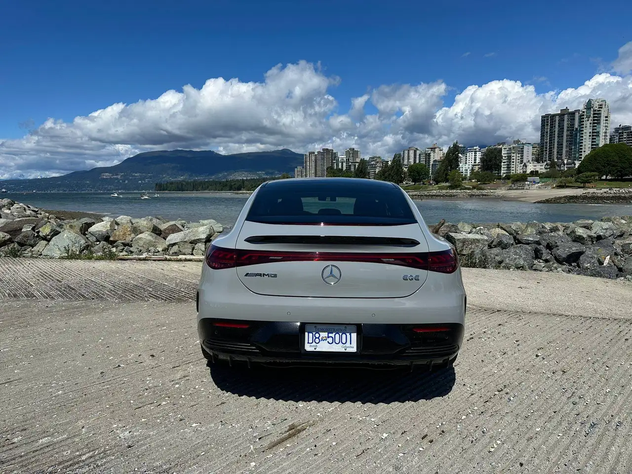 Mercedes-Benz EQE - Image 8