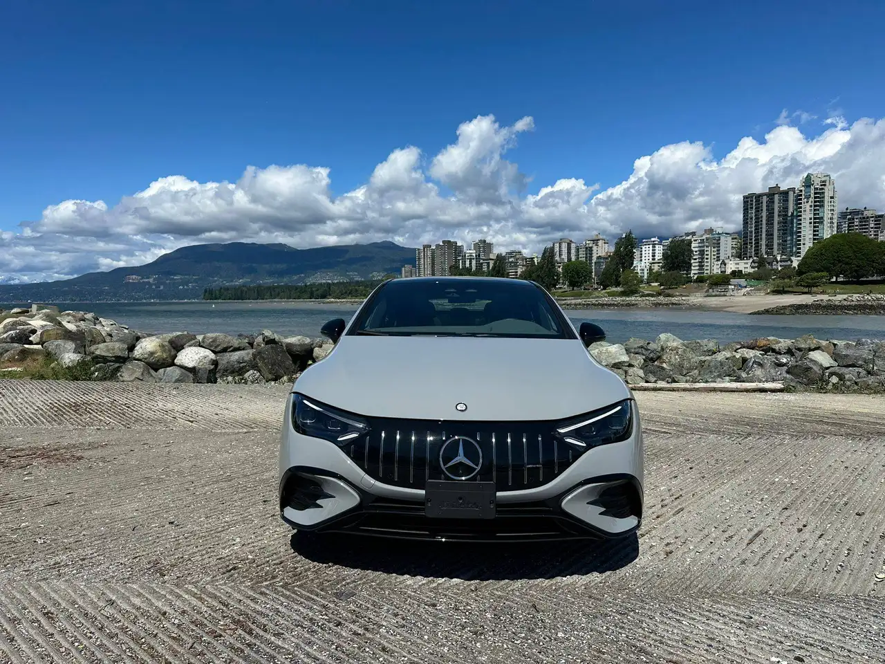 Mercedes-Benz EQE - Image 4