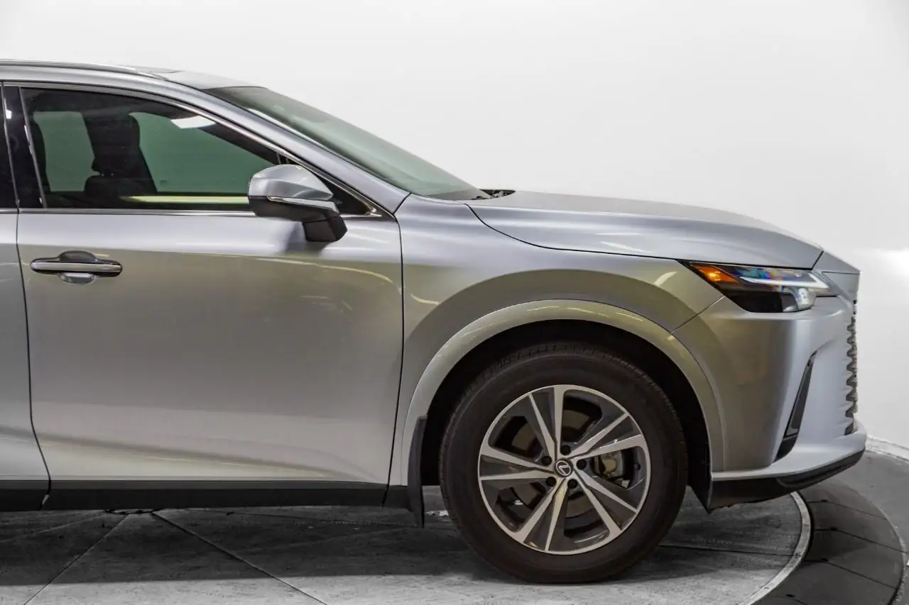 Lexus RX 350h - Image 11