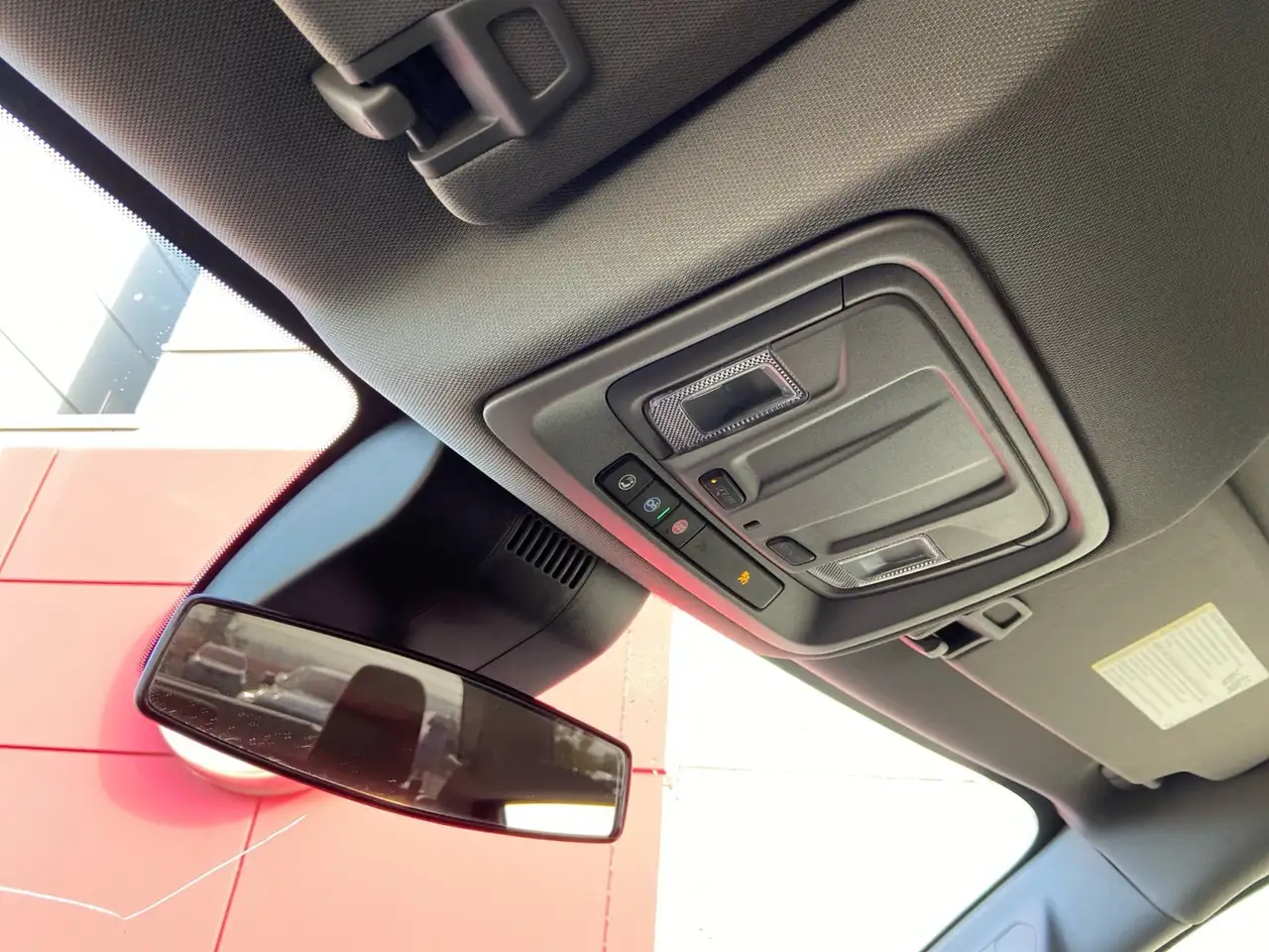 Chevrolet Silverado 1500 - Image 24