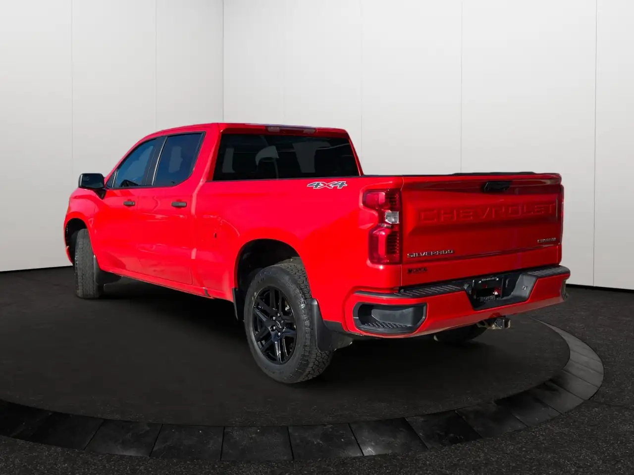 Chevrolet Silverado 1500 - Image 4