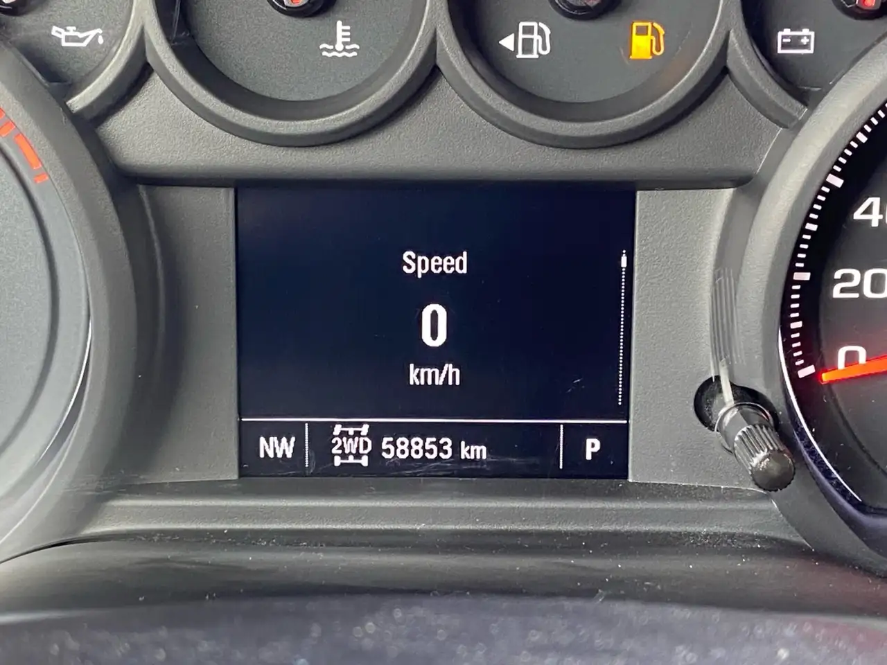 Chevrolet Silverado 1500 - Image 16