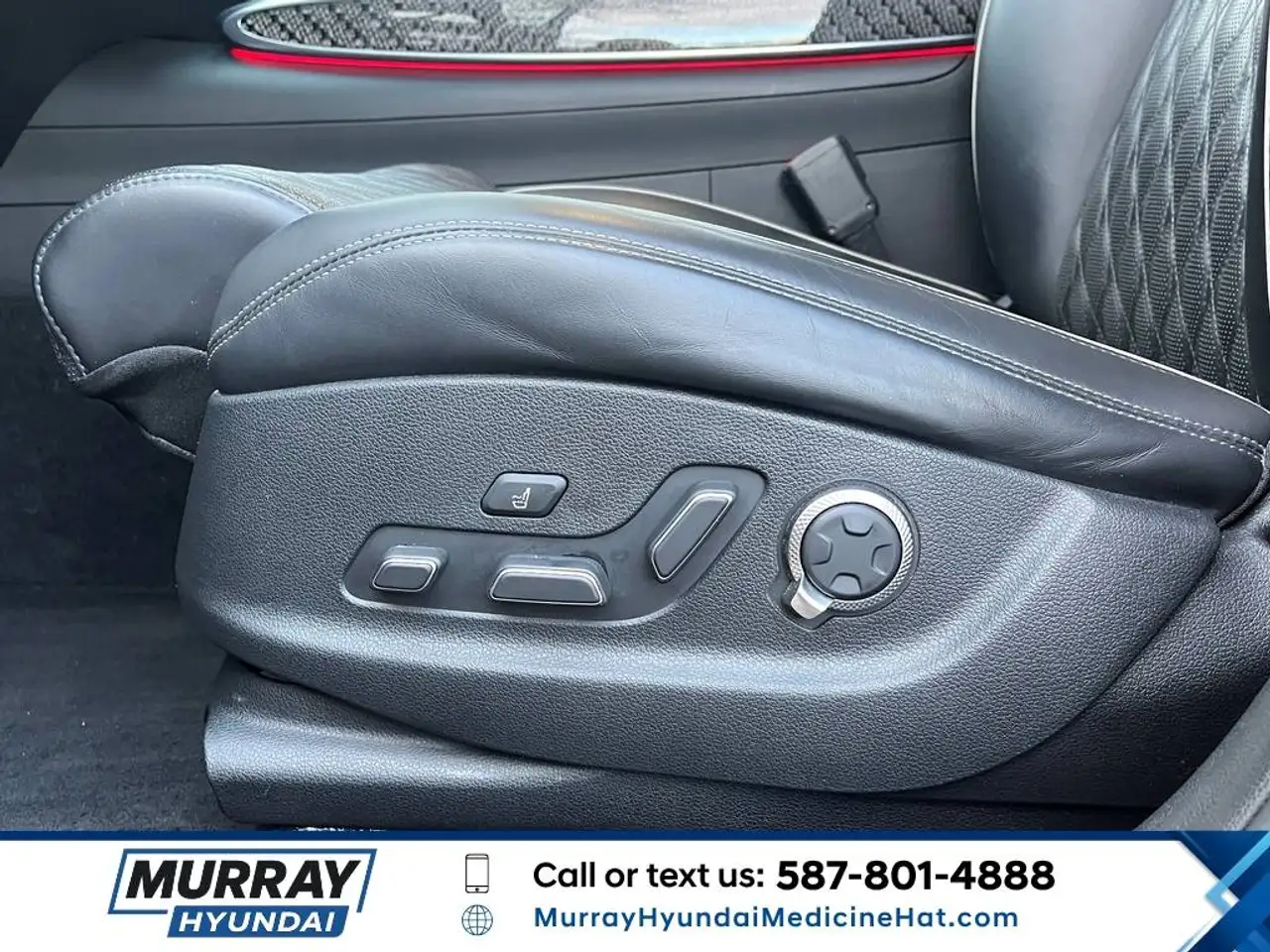 Genesis GV70 - Image 23