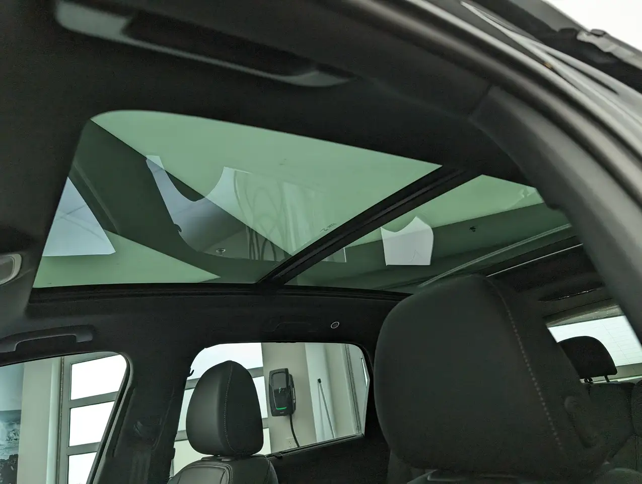 Audi Q7 - Image 11