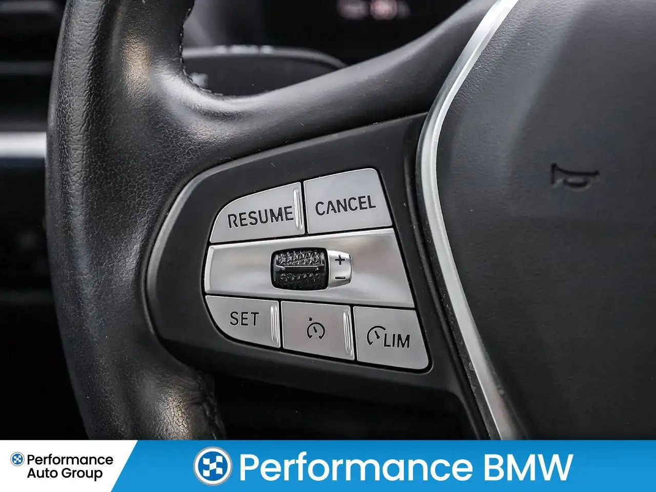BMW i4 - Image 21