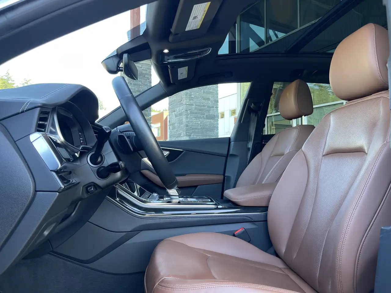 Audi Q8 - Image 12