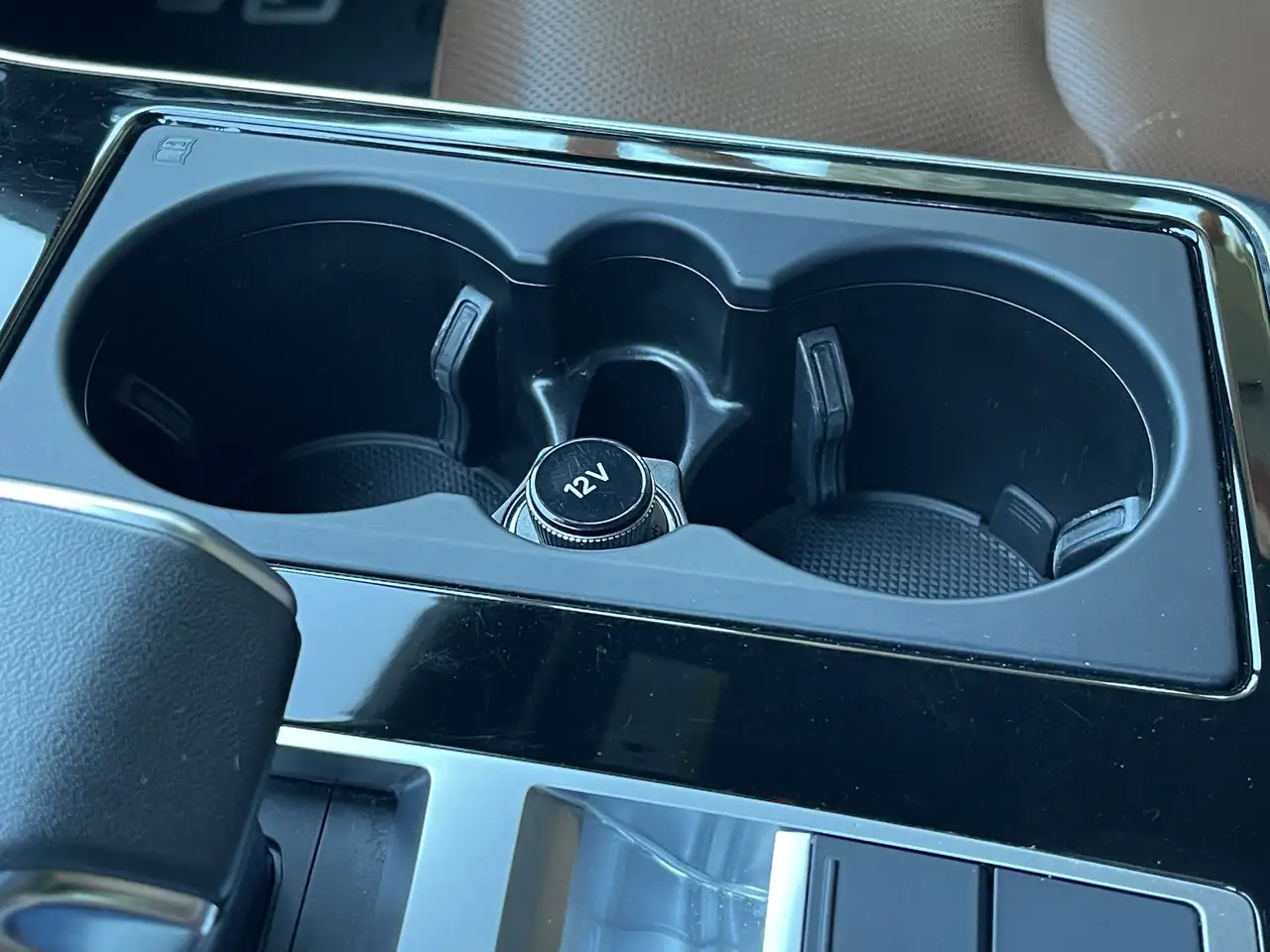Audi Q8 - Image 21