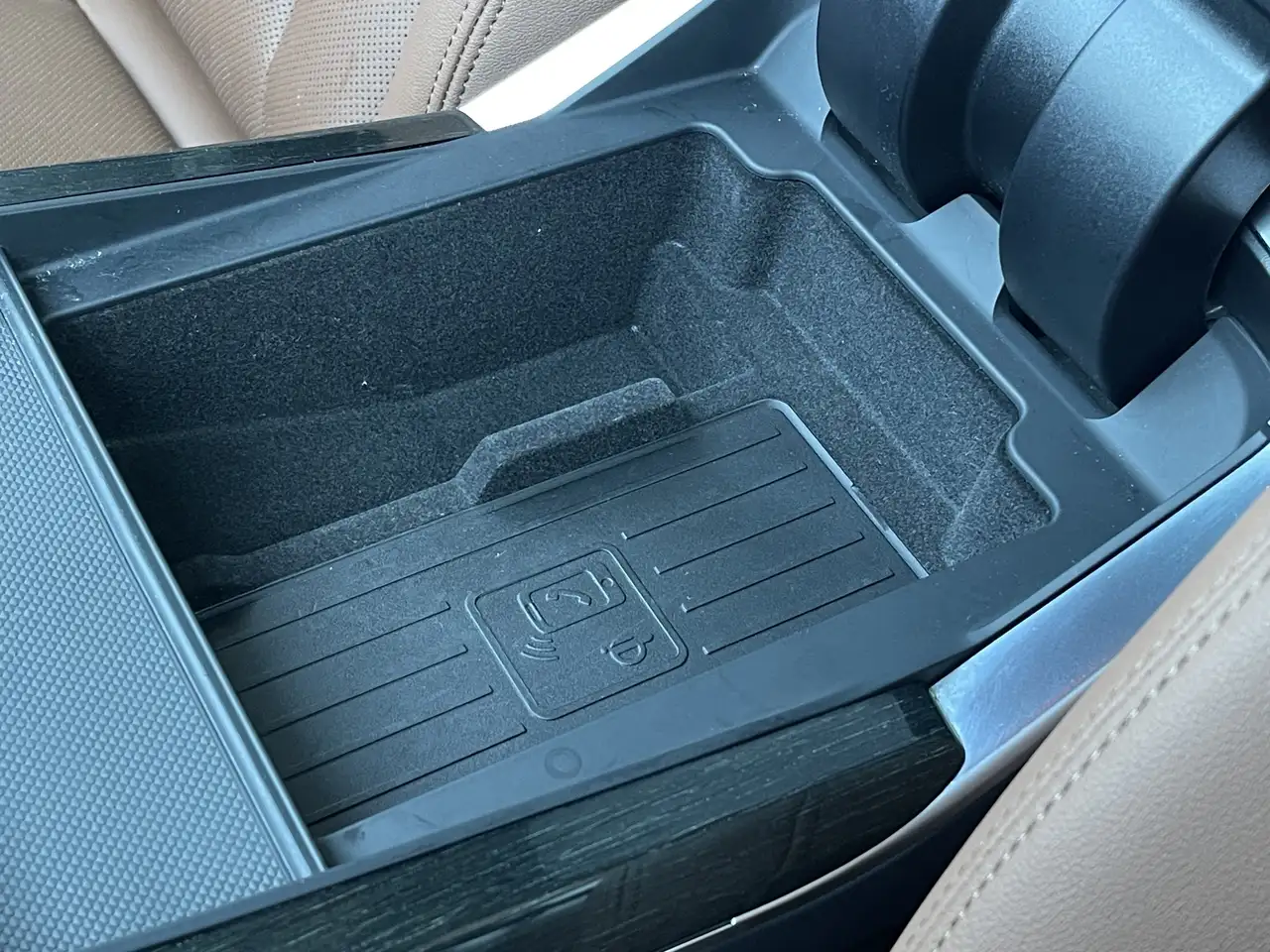 Audi Q8 - Image 22