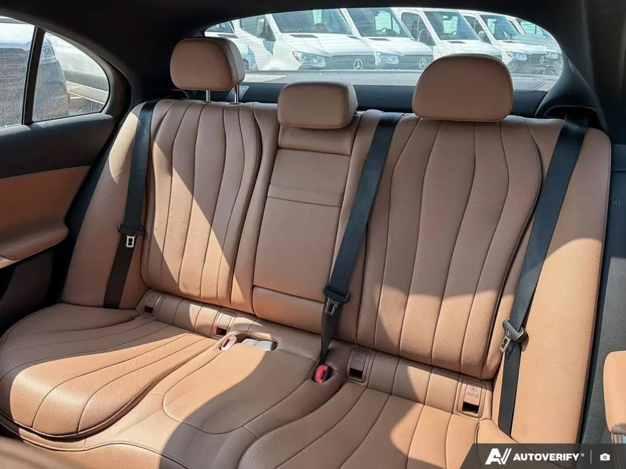 Mercedes-Benz E-Class - Image 17