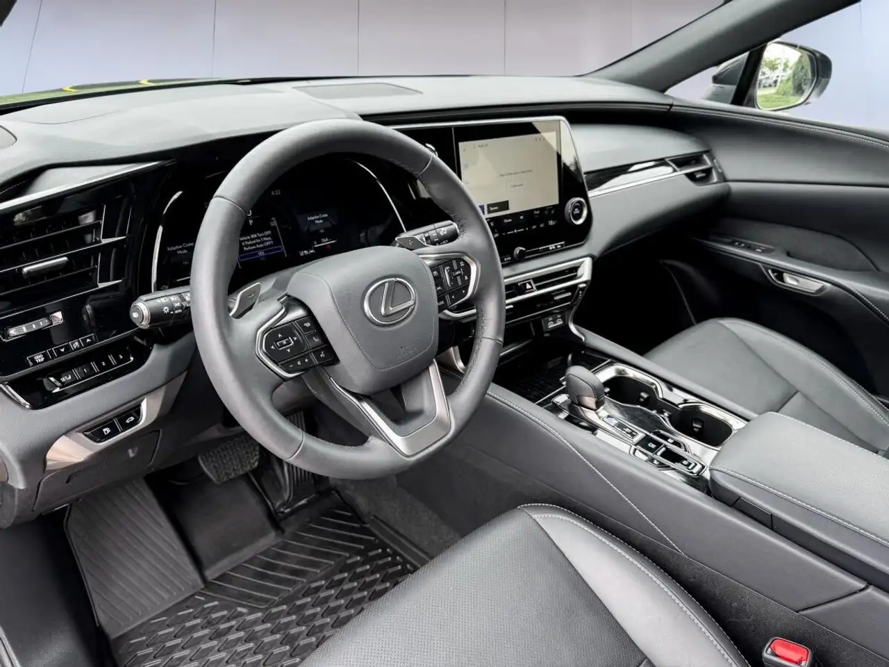 Lexus RX - Image 11