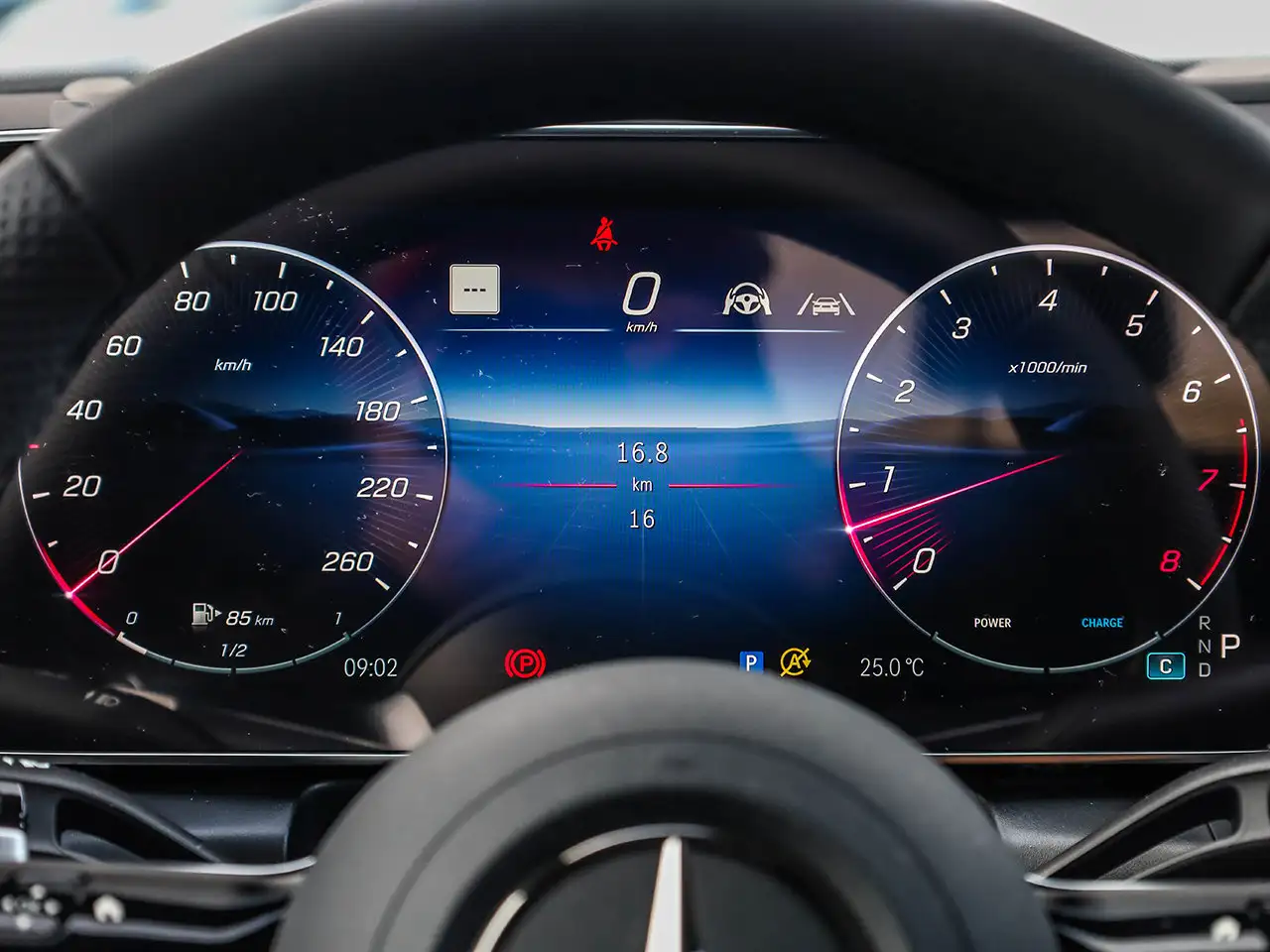 Mercedes-Benz GLC - Image 22
