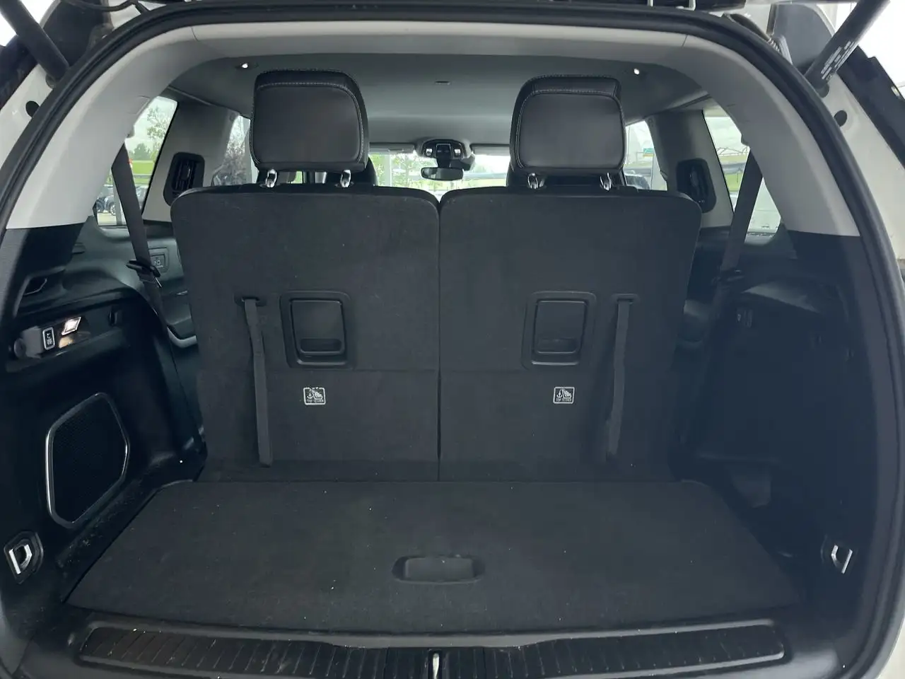 Jeep Grand Cherokee - Image 32