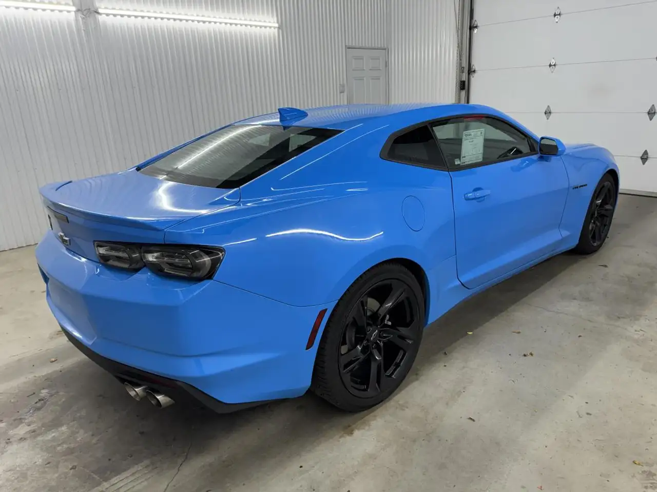 Chevrolet Camaro - Image 5