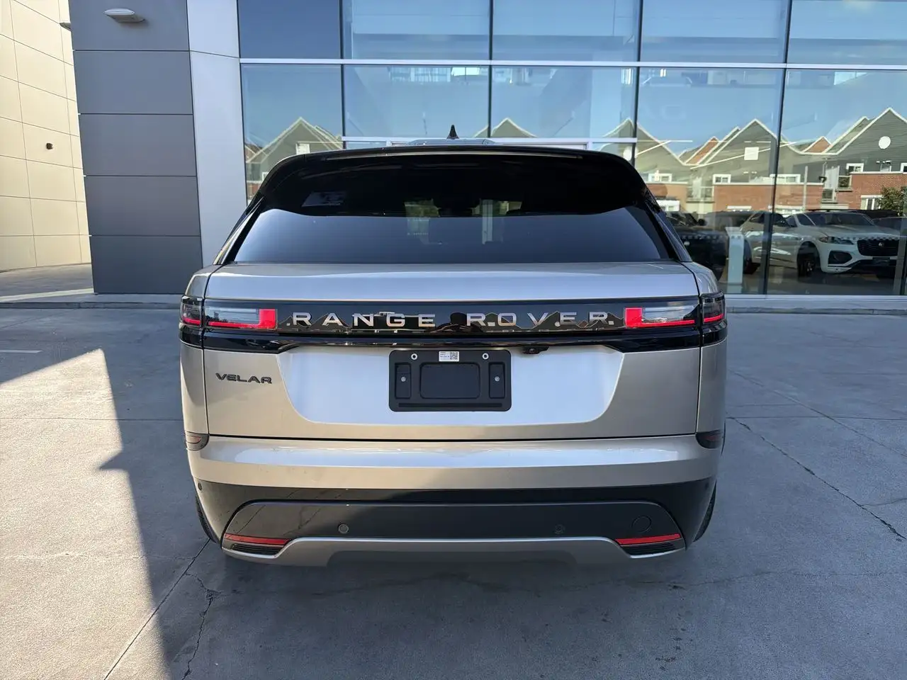 Land Rover Range Rover Velar - Image 4