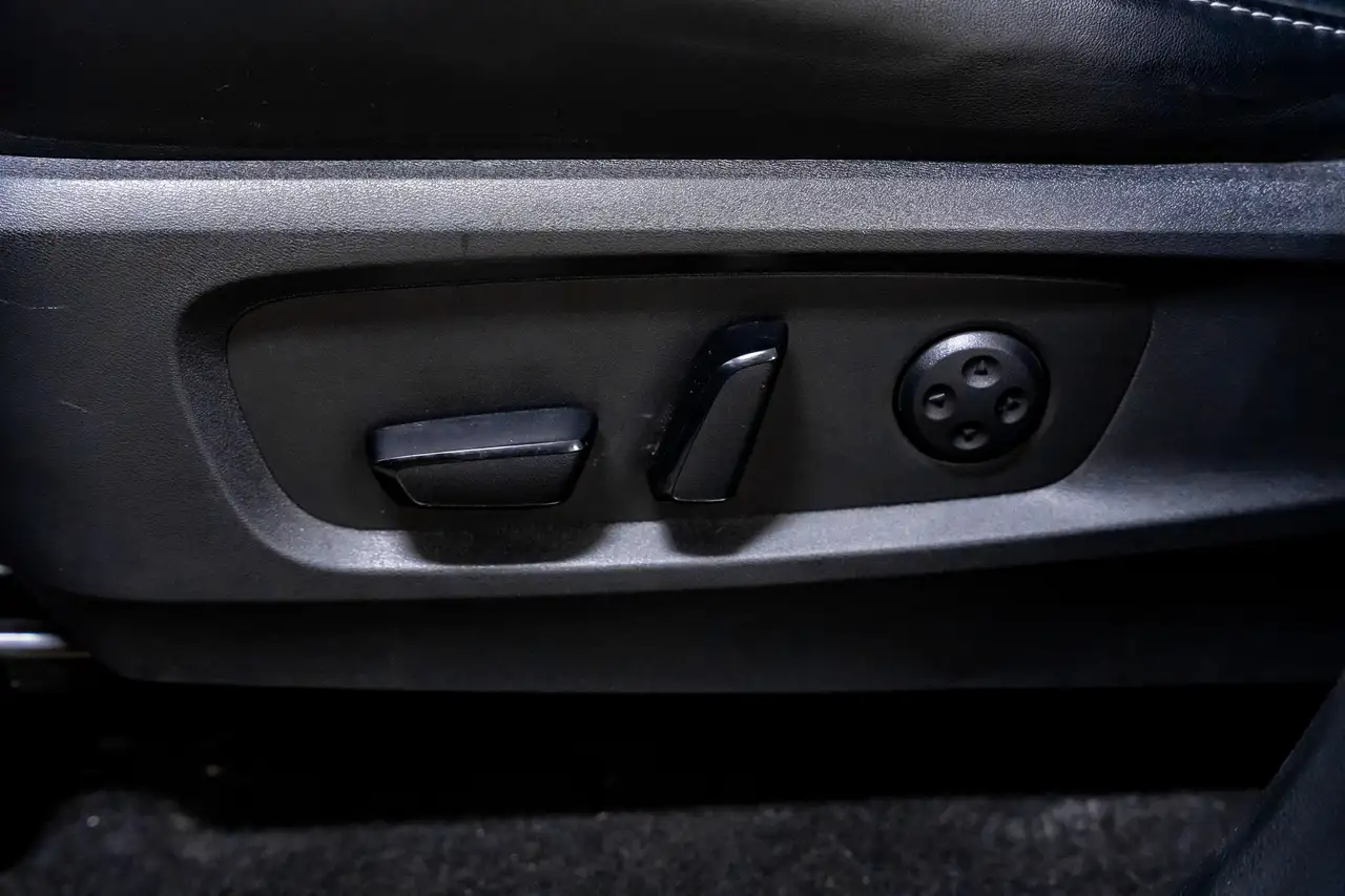Infiniti QX60 - Image 20