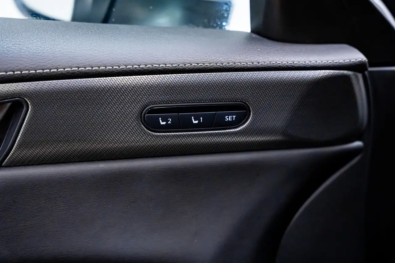 Infiniti QX60 - Image 18