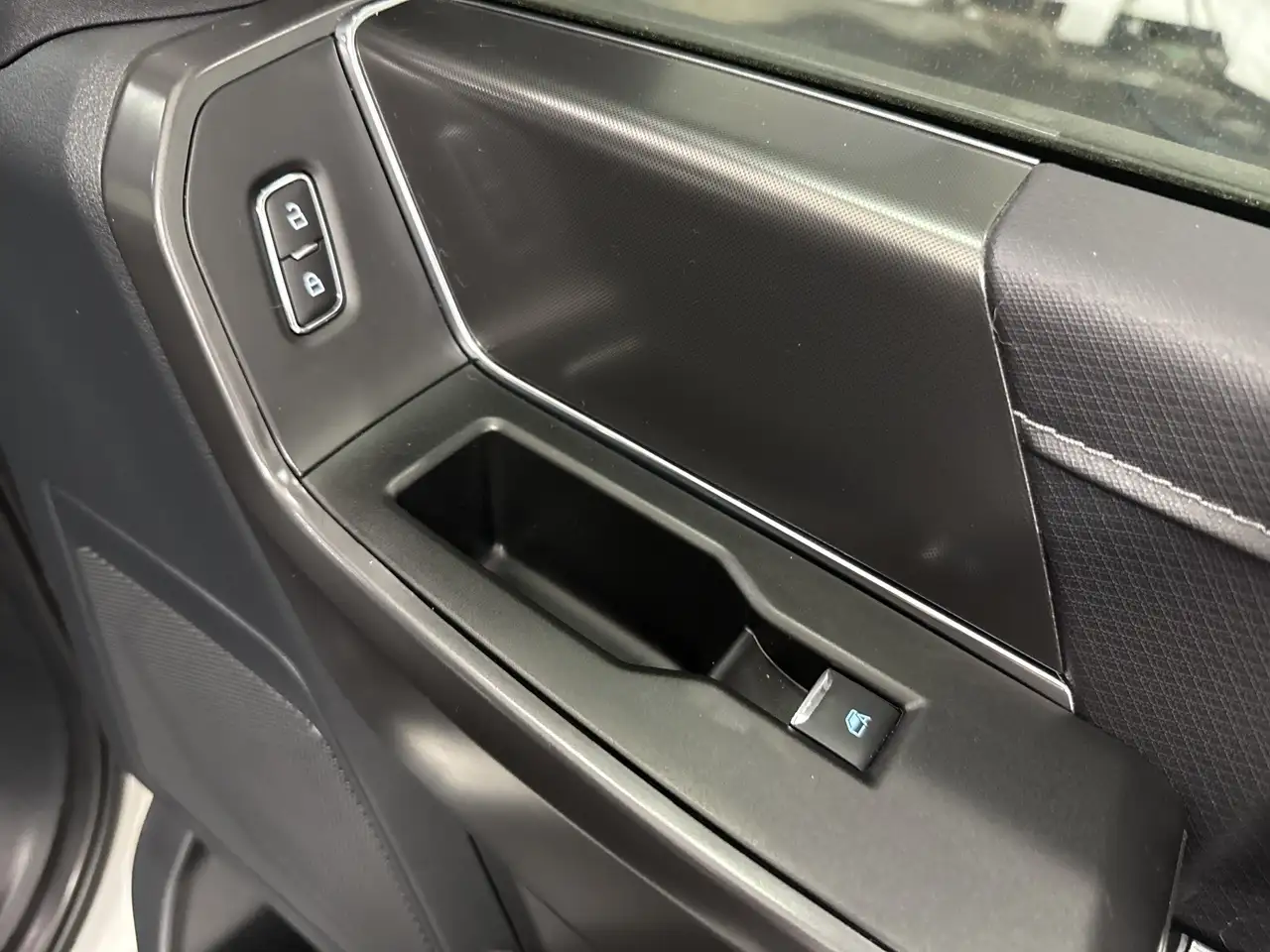 Ford F-150 - Image 46