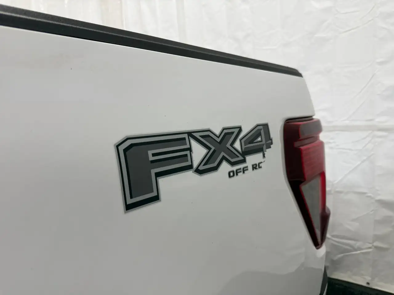 Ford F-150 - Image 10