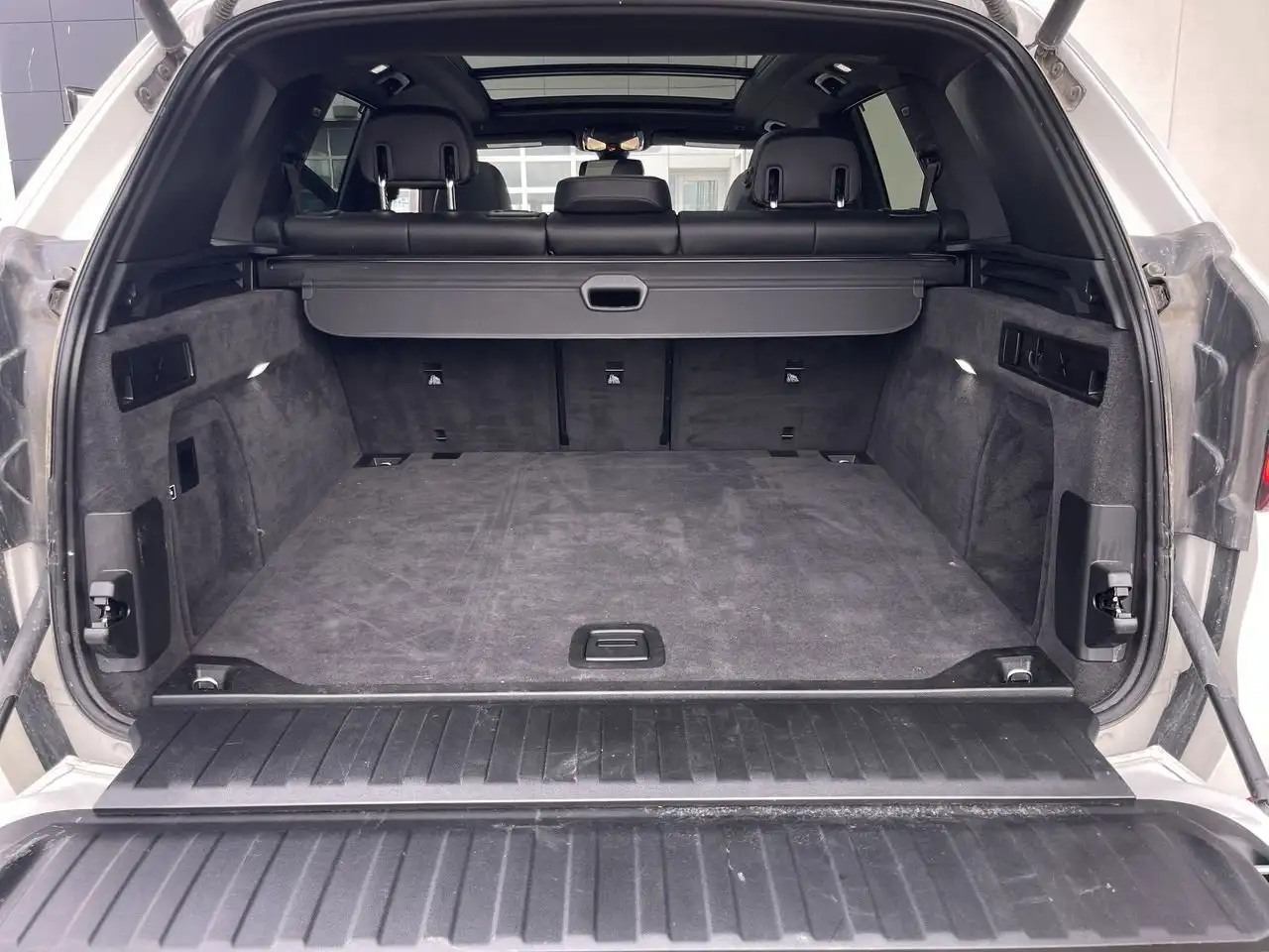 BMW X5 - Image 32