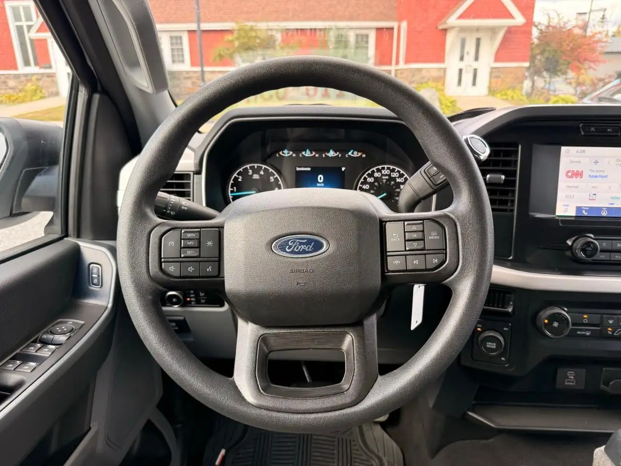 Ford F-150 - Image 22