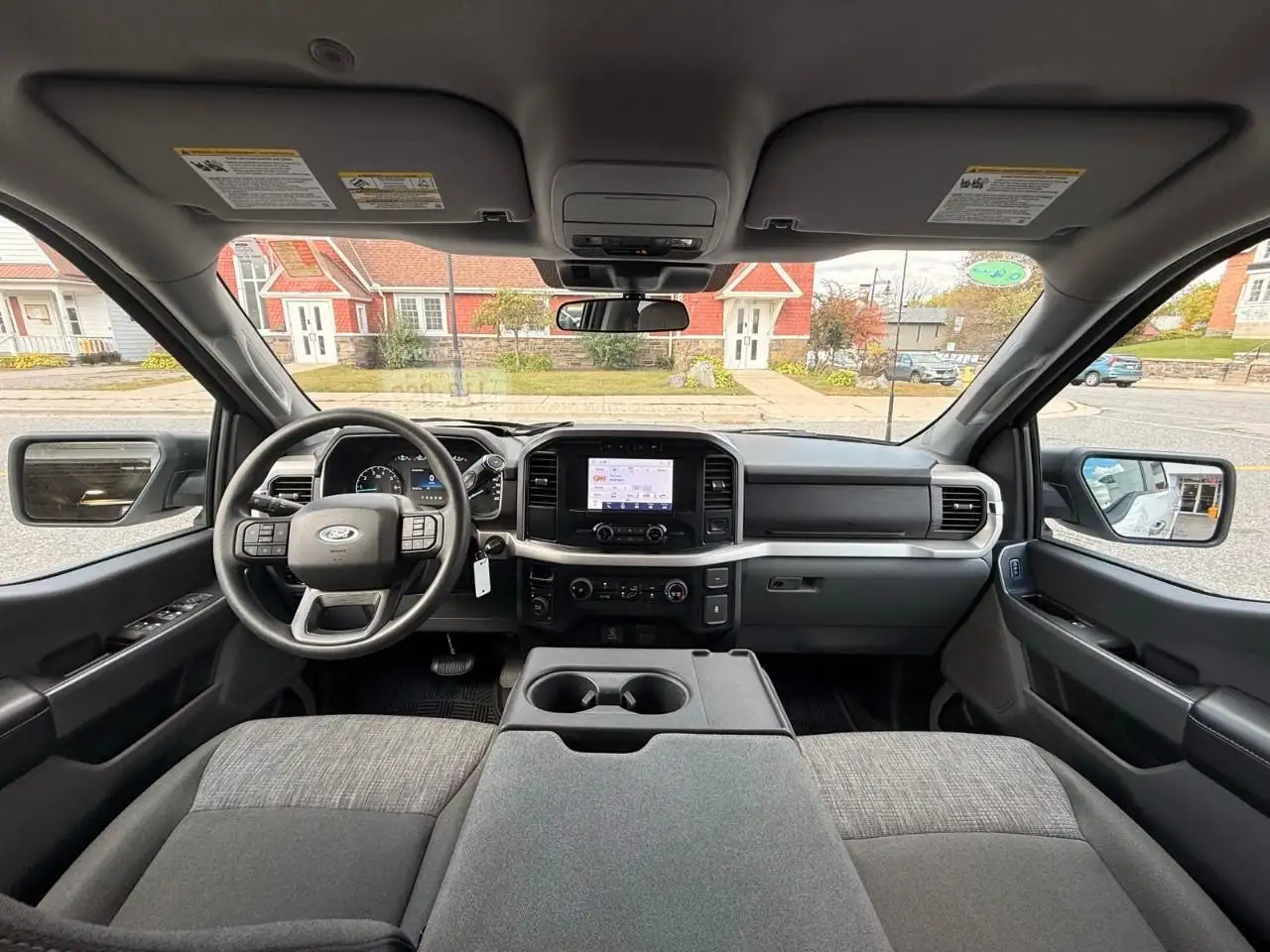 Ford F-150 - Image 21