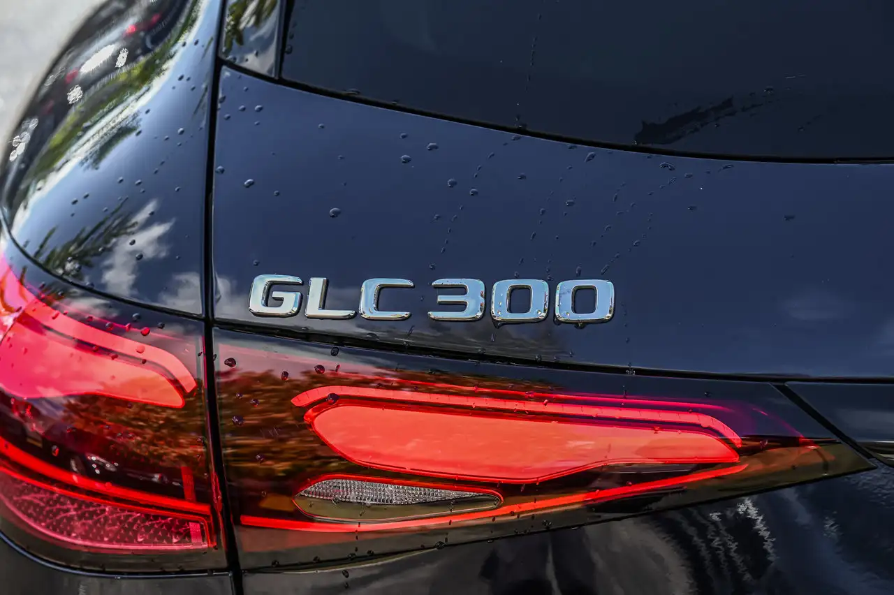 Mercedes-Benz GLC - Image 14