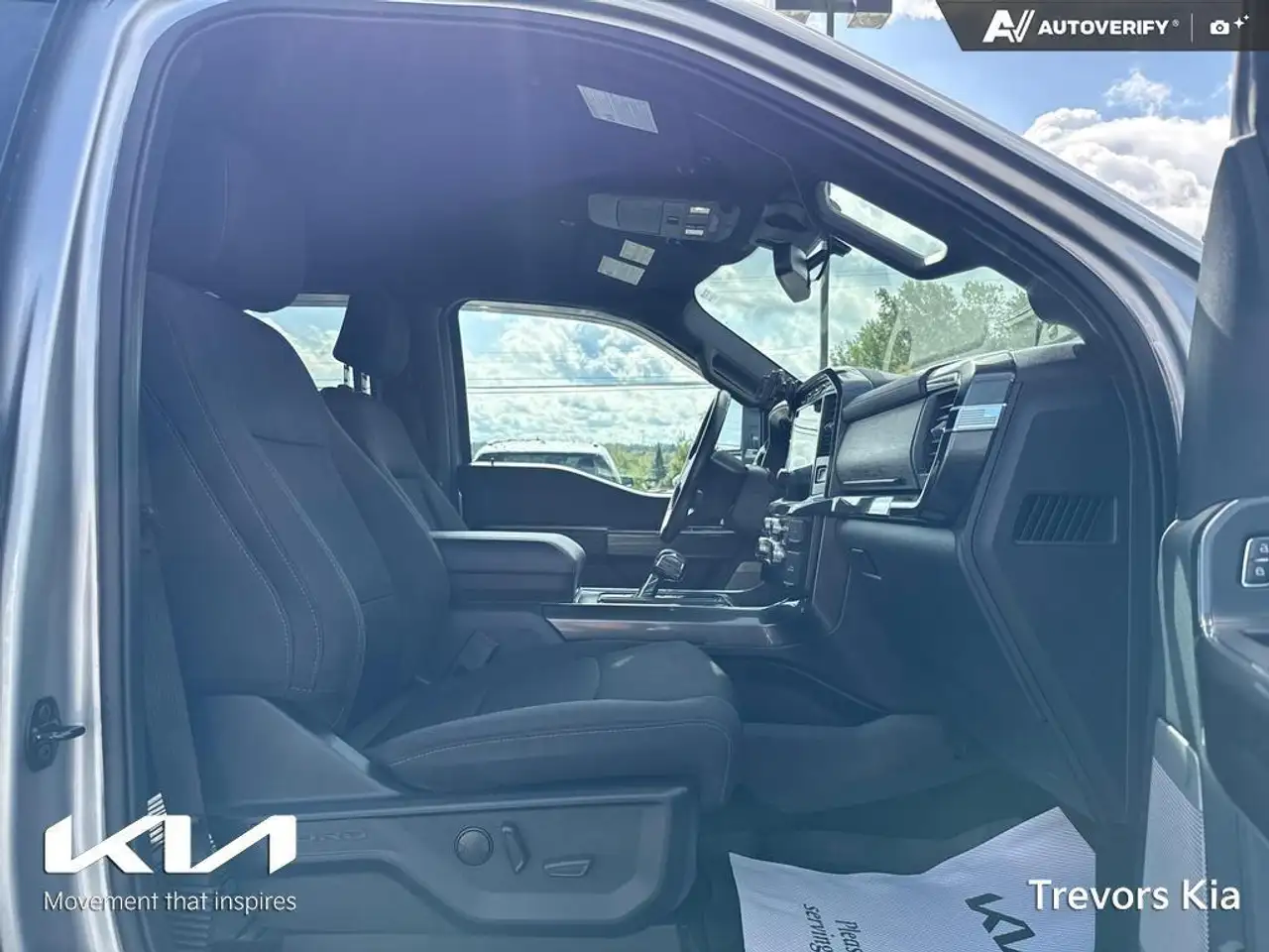 Ford F-150 - Image 22