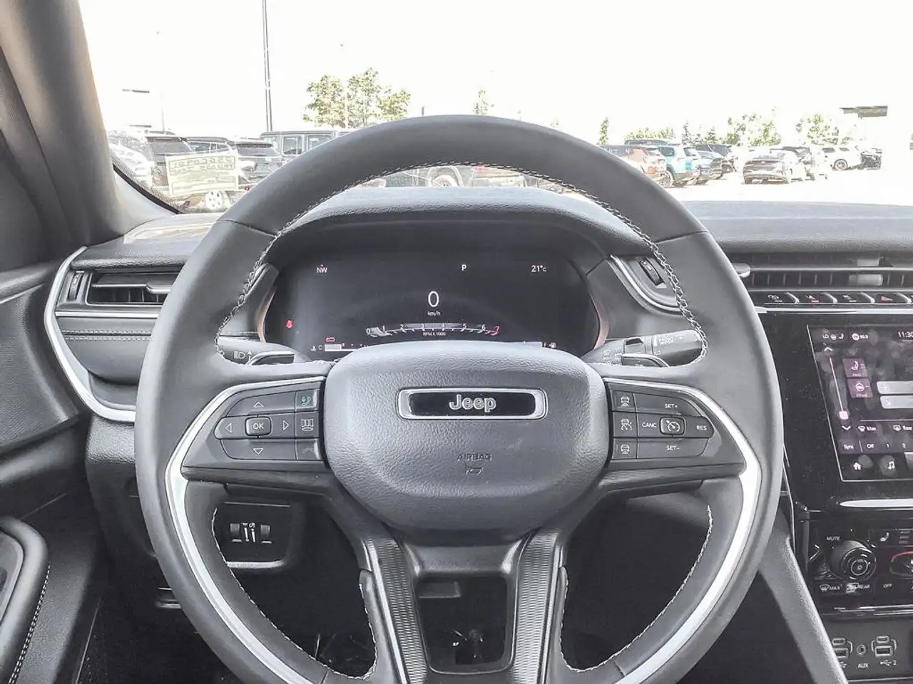 Jeep Grand Cherokee - Image 17